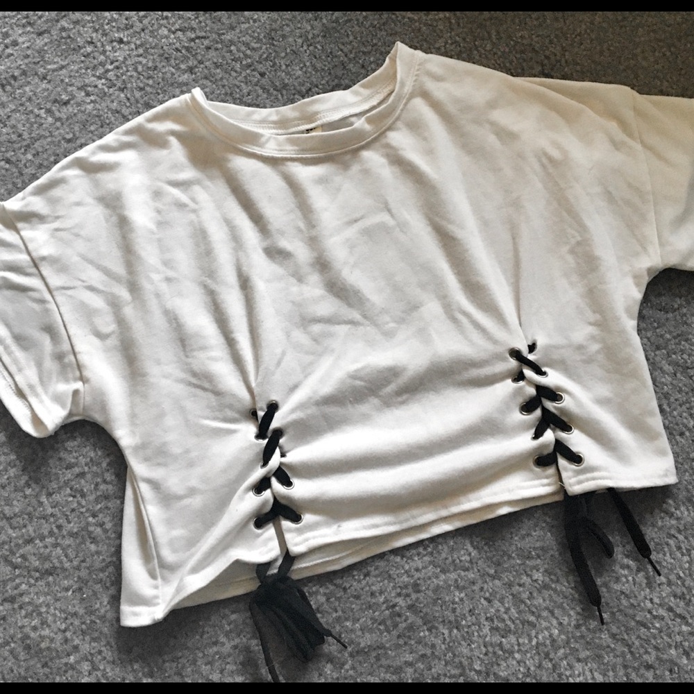 Crop T-shirt with Laced Up Detail